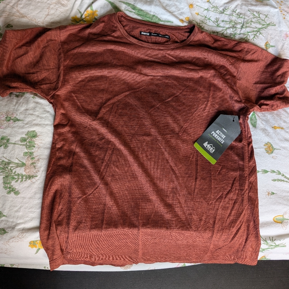 REI Women's Rust Athletic Short Sleeve Shirt